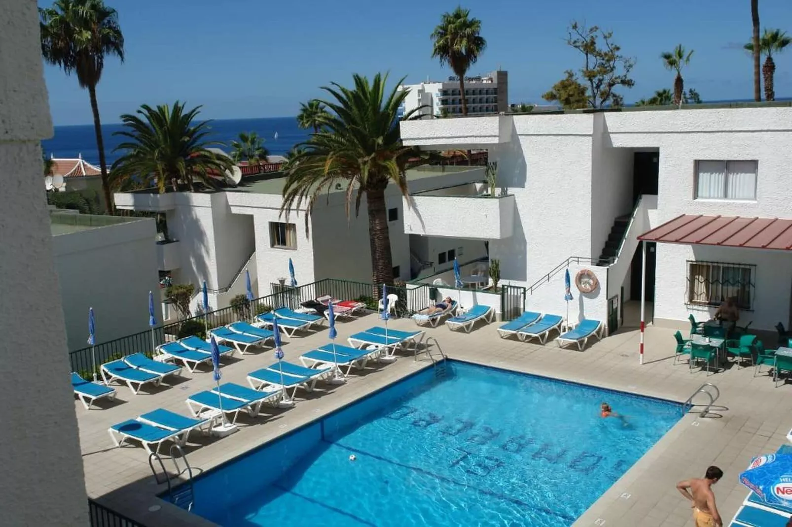 El Sombrero II-View summer