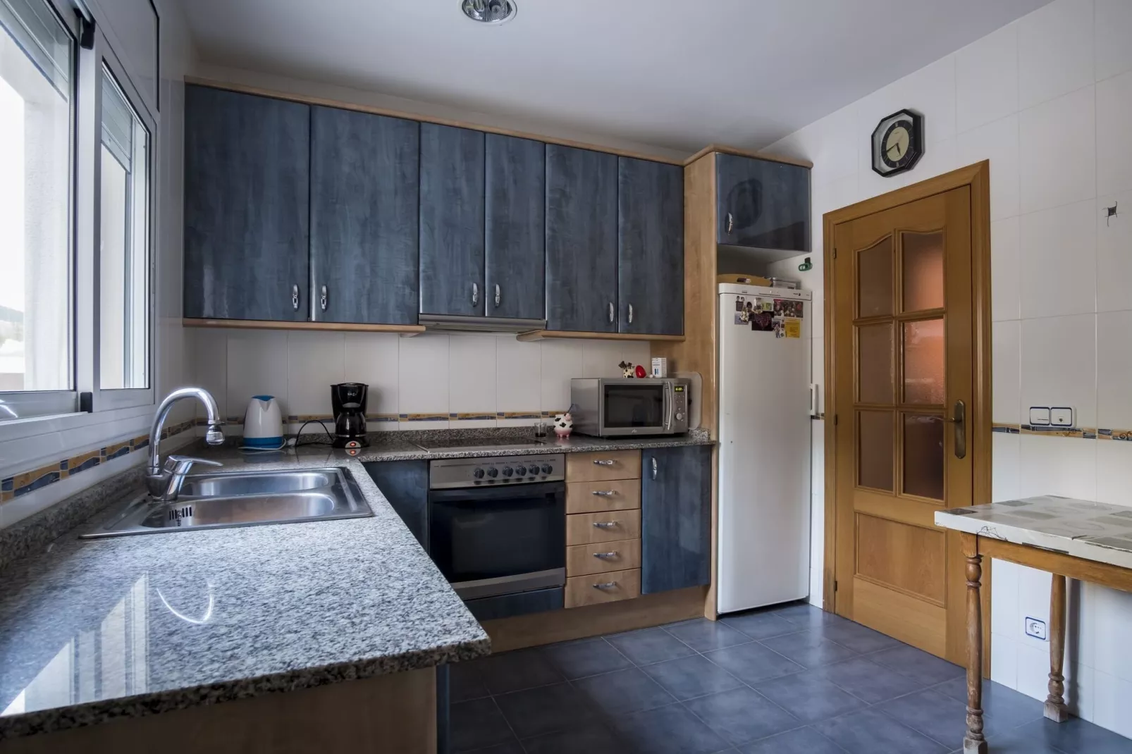 Casa Crepuscle-Kitchen