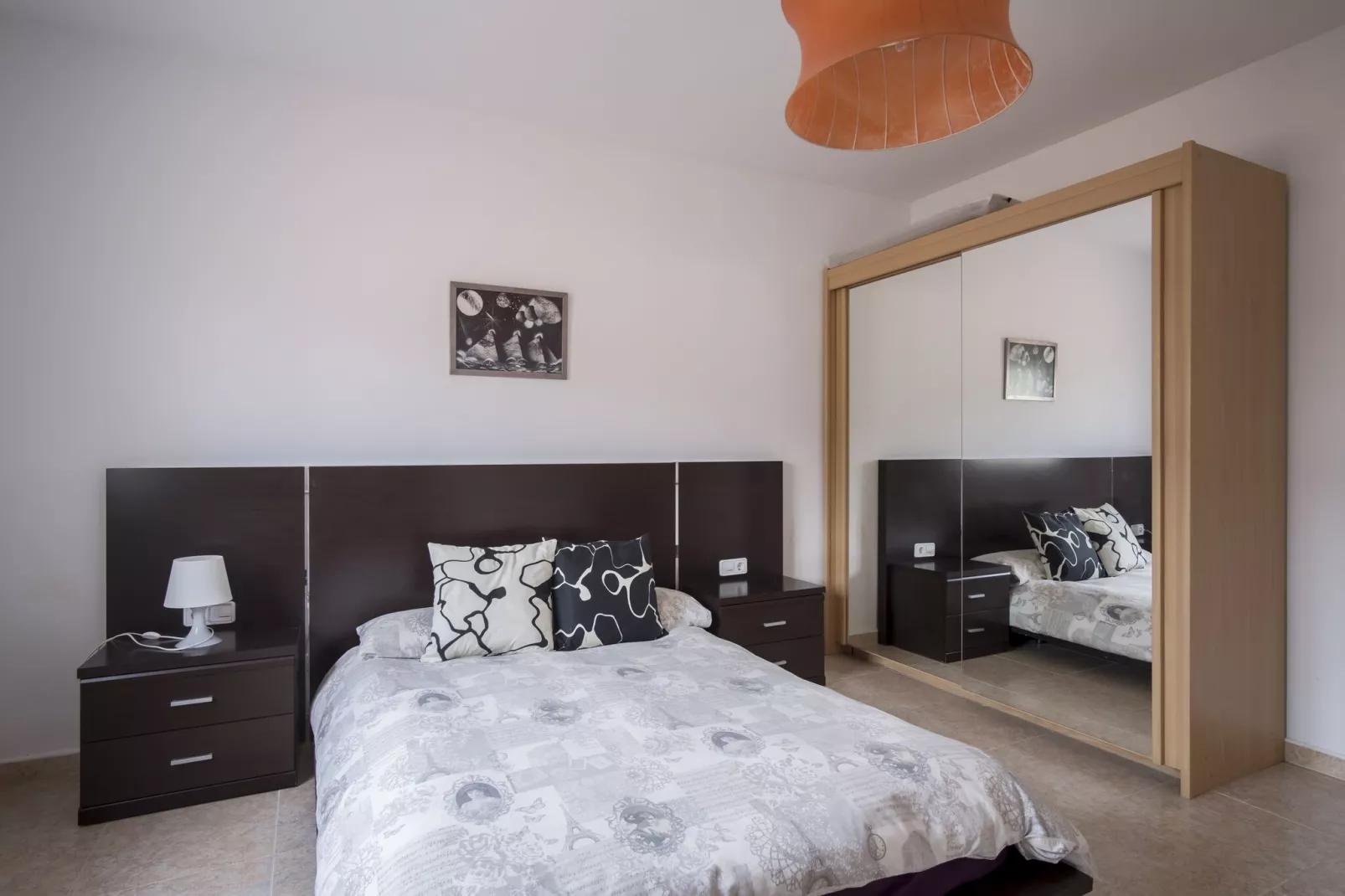 Casa Crepuscle-Bedroom