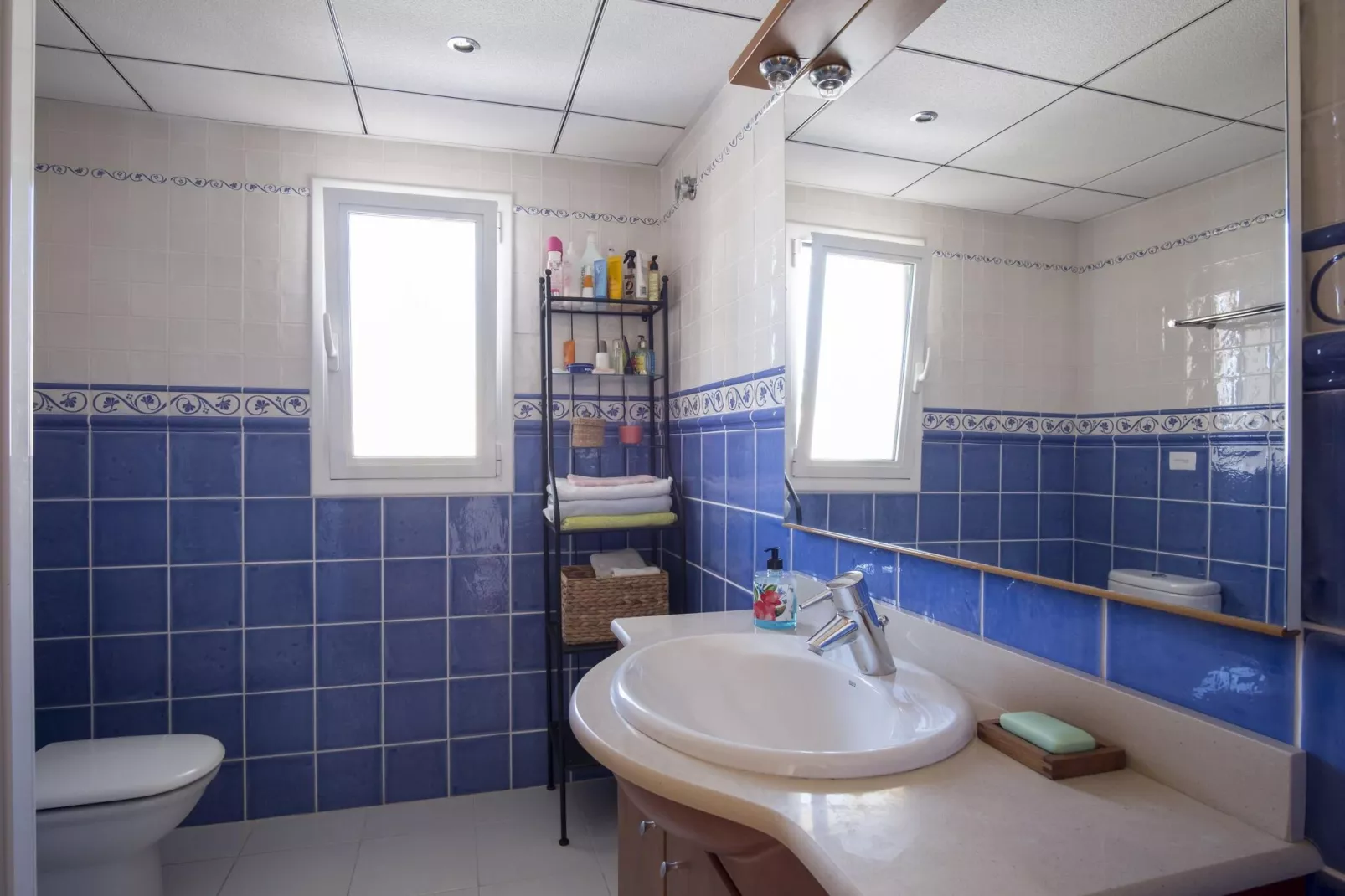 Casa Linda-Bathroom
