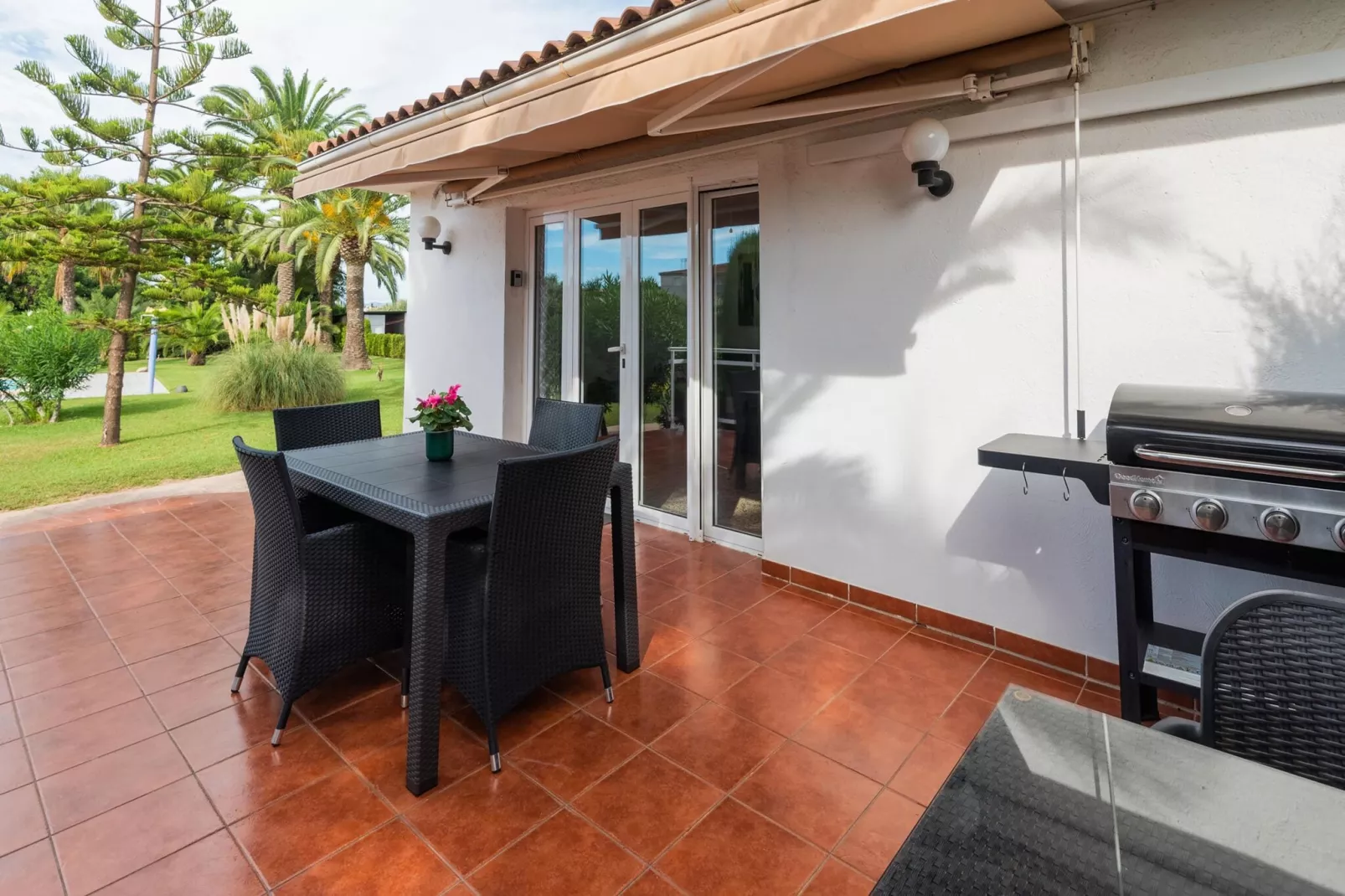 Bungalow Park Colibrí-Terrace balcony