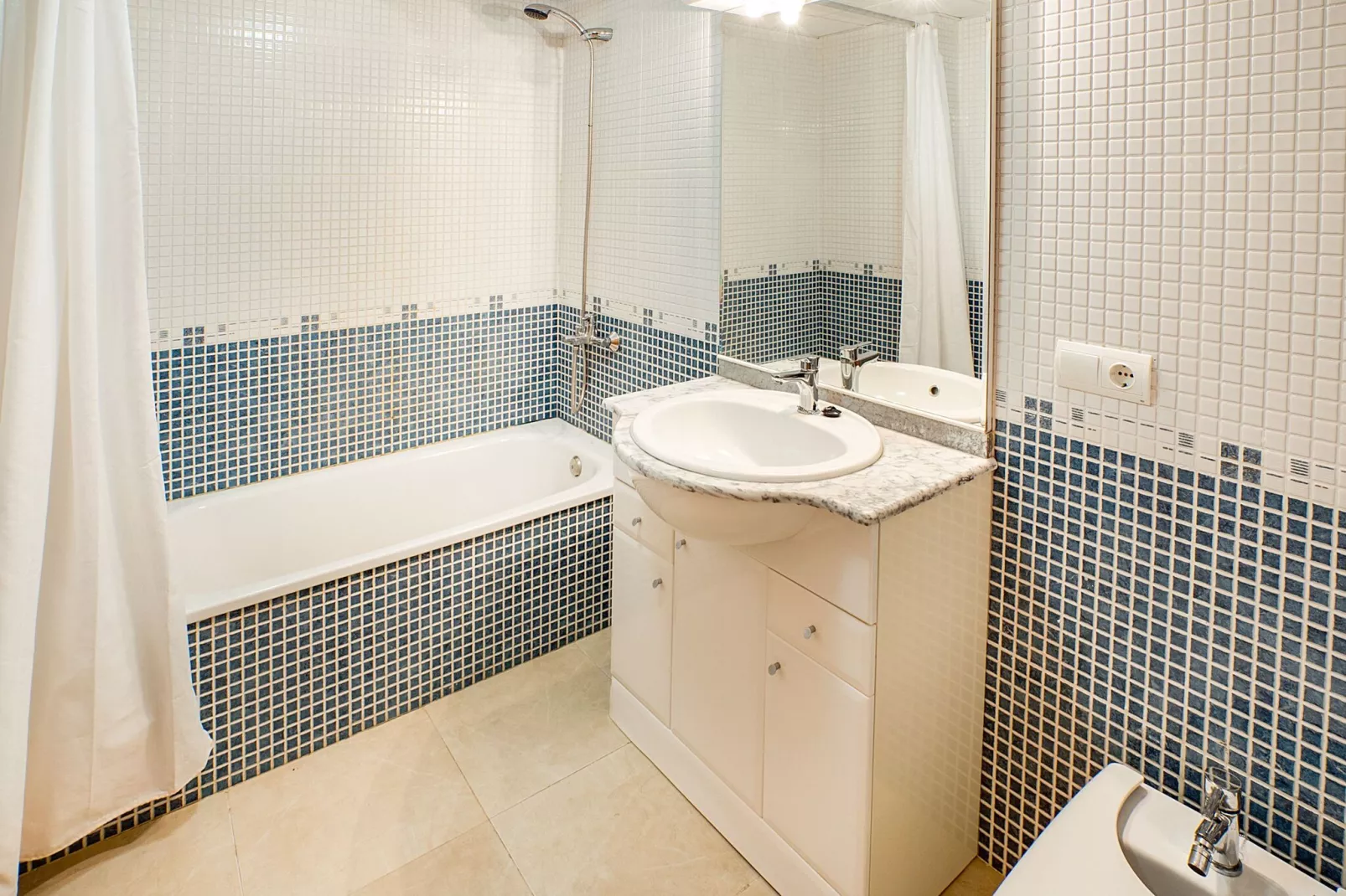 Eucaliptus-Bathroom