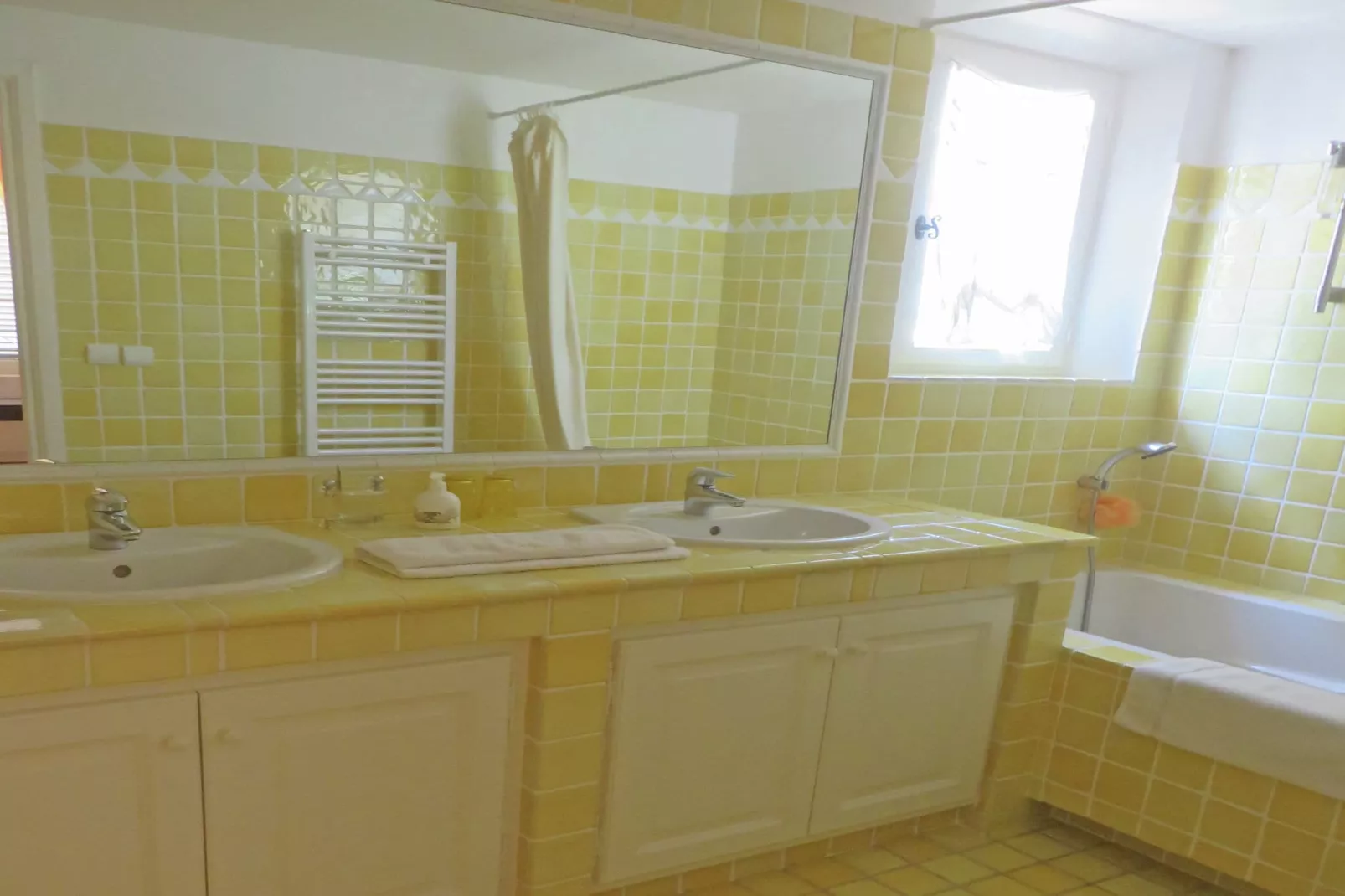 Villa Castellane version 8 pers-Bathroom