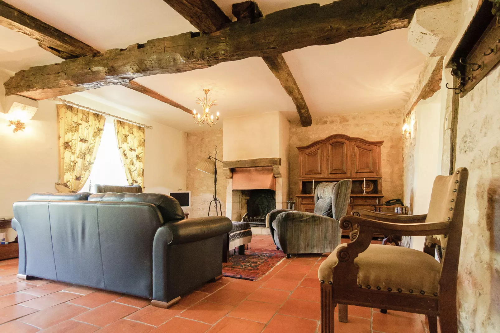 Maison Lamothe-Living room