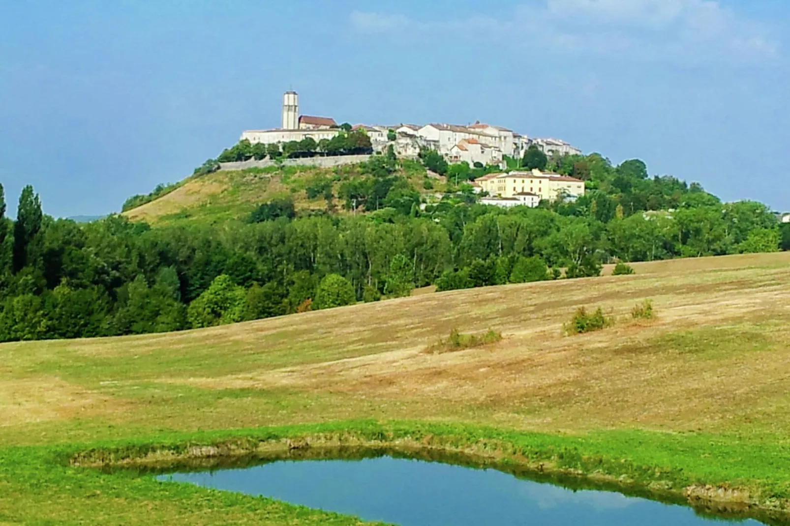 Maison Lamothe-Areas summer 5km