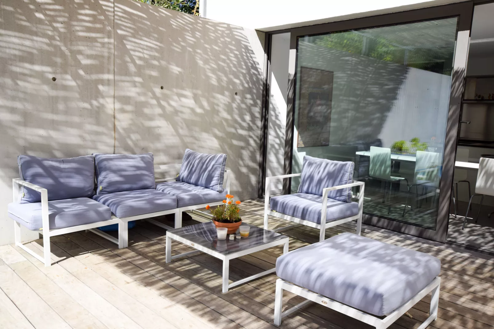 Mas de Liffon-Terrace balcony