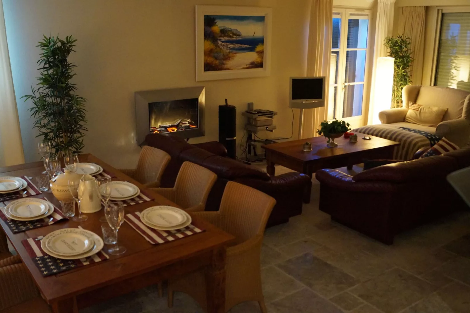 Villa Convivium Anthéor-Living room