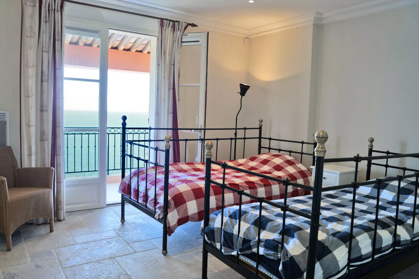 Villa Convivium Anthéor-Bedroom