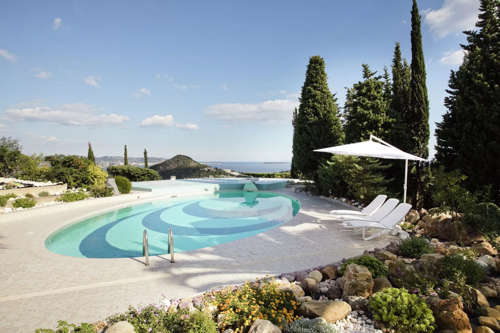 Villa Mandelieu la Napoule-Aussicht Sommer