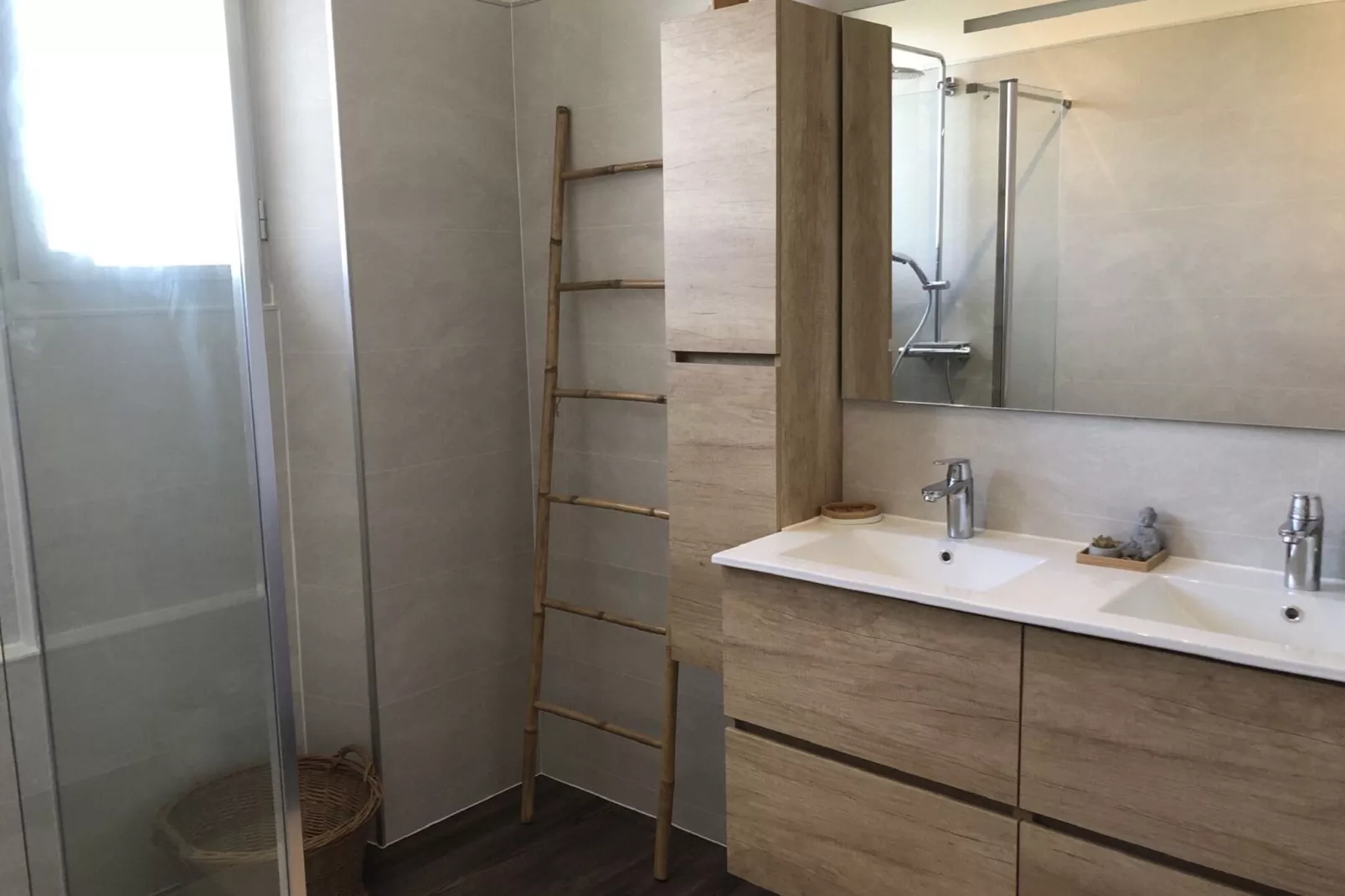 Maison à 1km de la plage-Badezimmer
