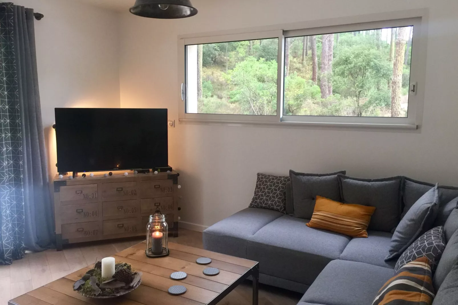 Clos les Pins-Living room