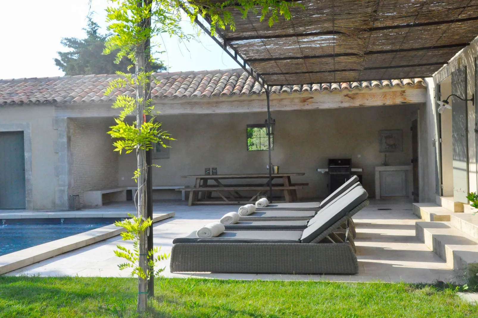 La Charm-Pool