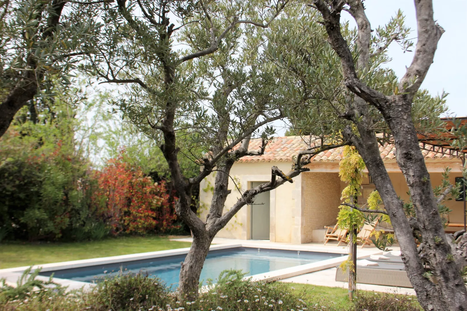 La Charm-Gardens summer