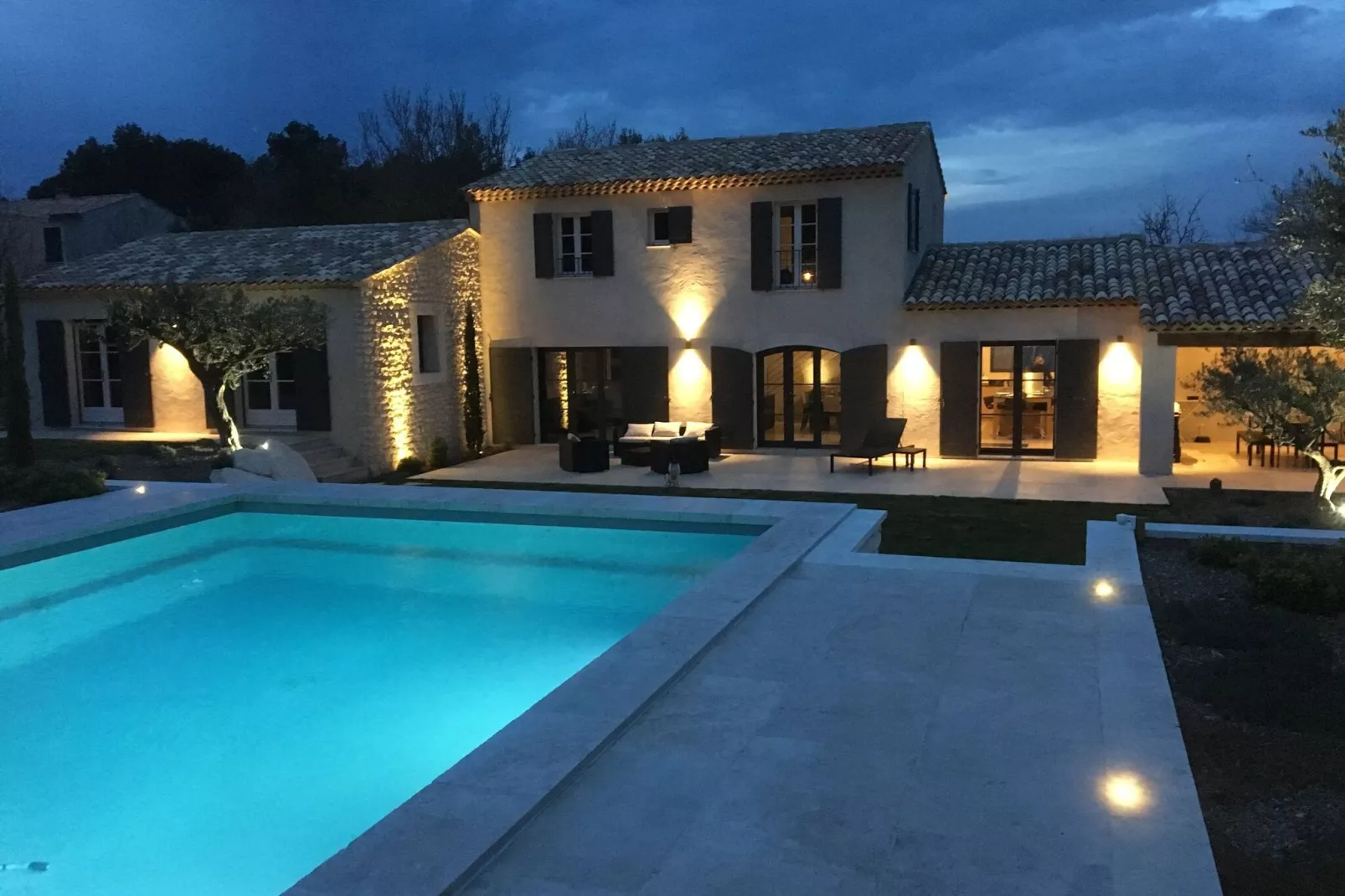 Bastide provencale-Extérieur été