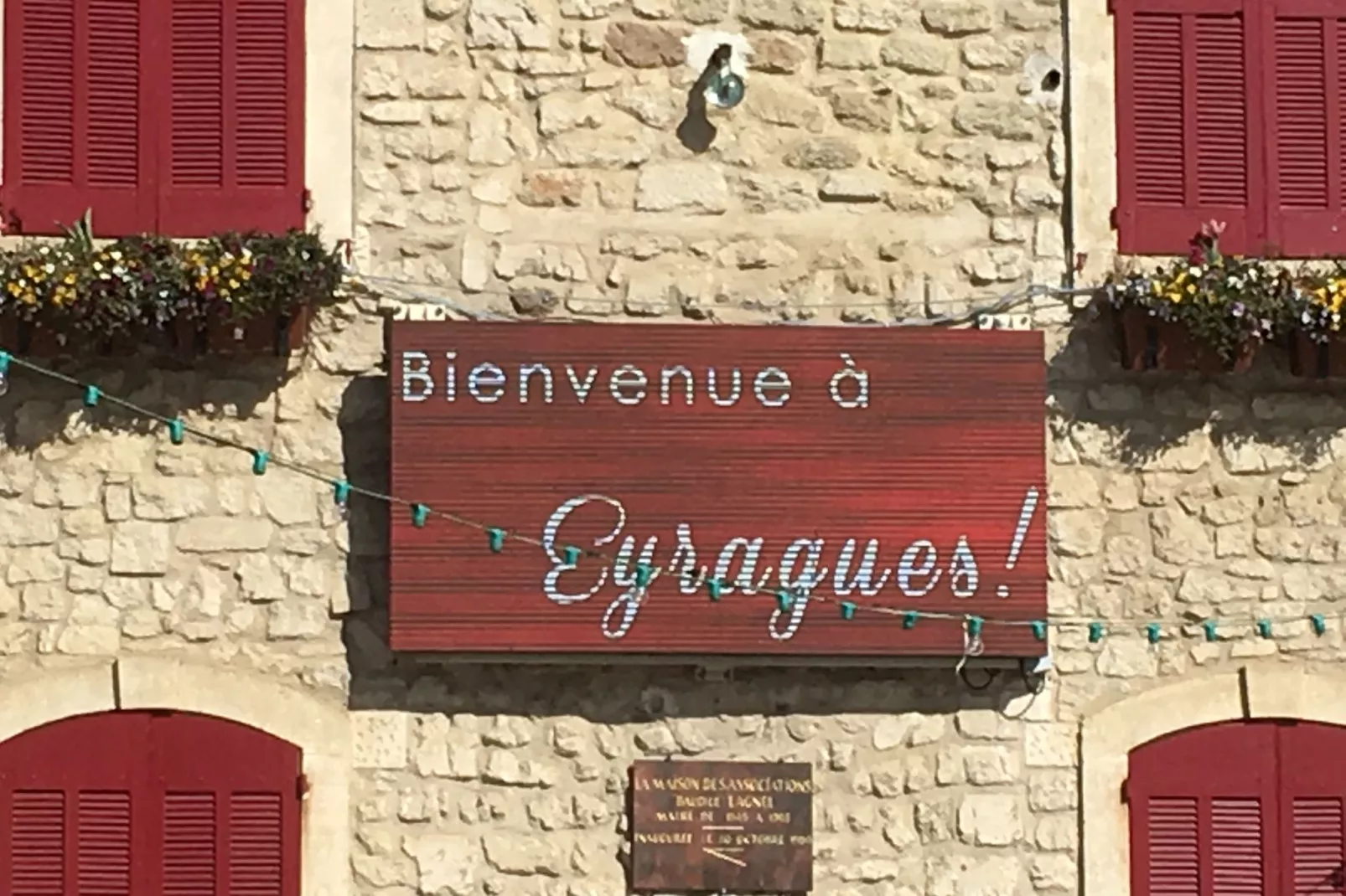 Bastide provencale-Zones d'été à 1 km
