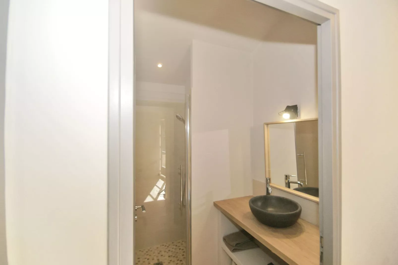 Mazet provencale-Bathroom