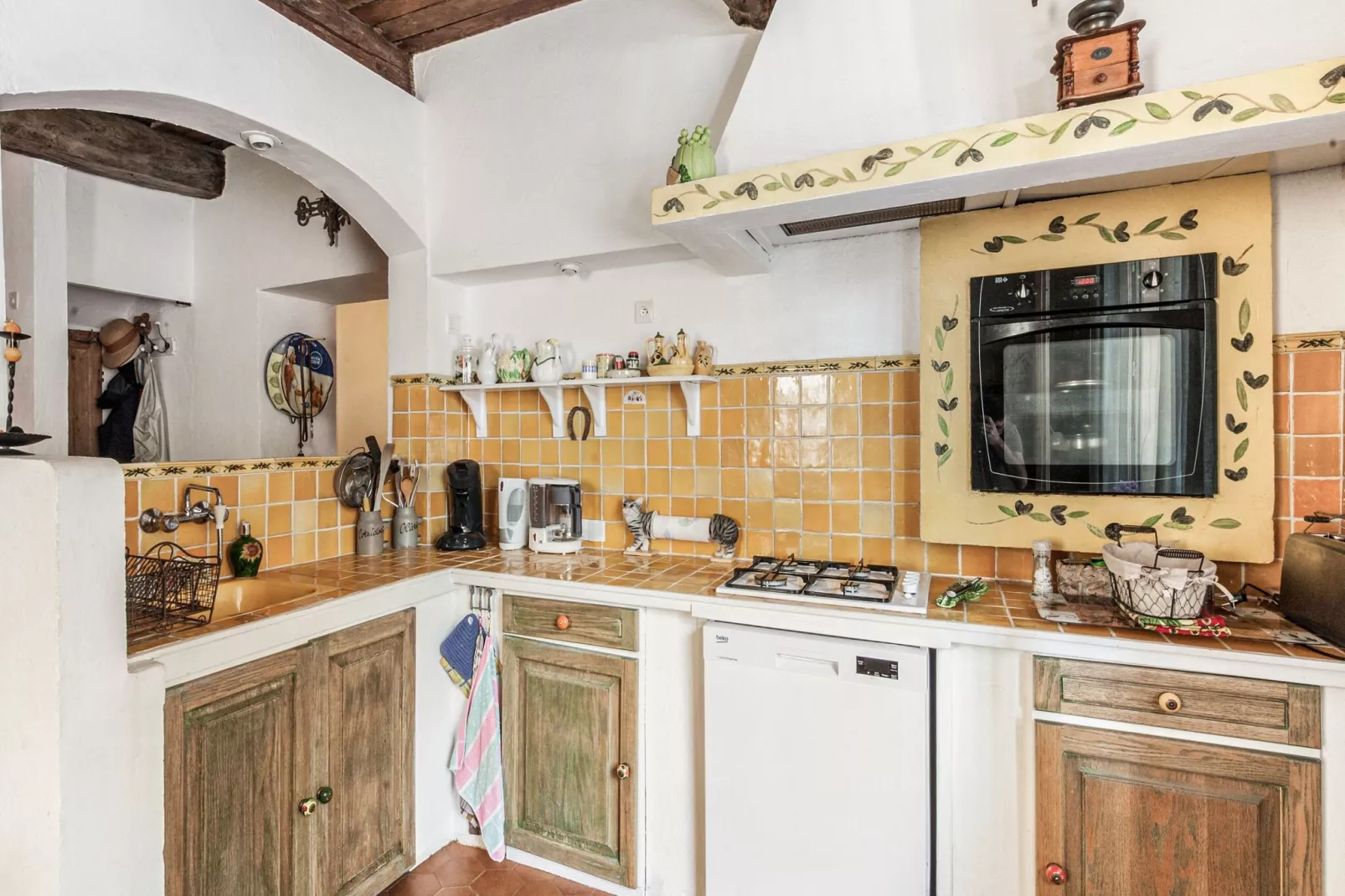 Chapelle de Lorgues-Kitchen