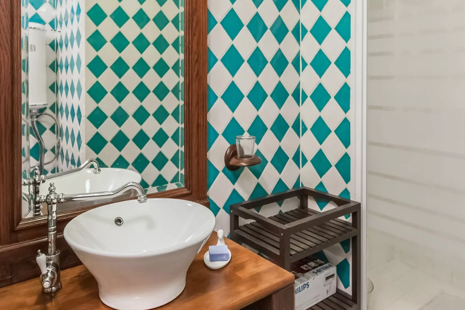Chapelle de Lorgues-Bathroom