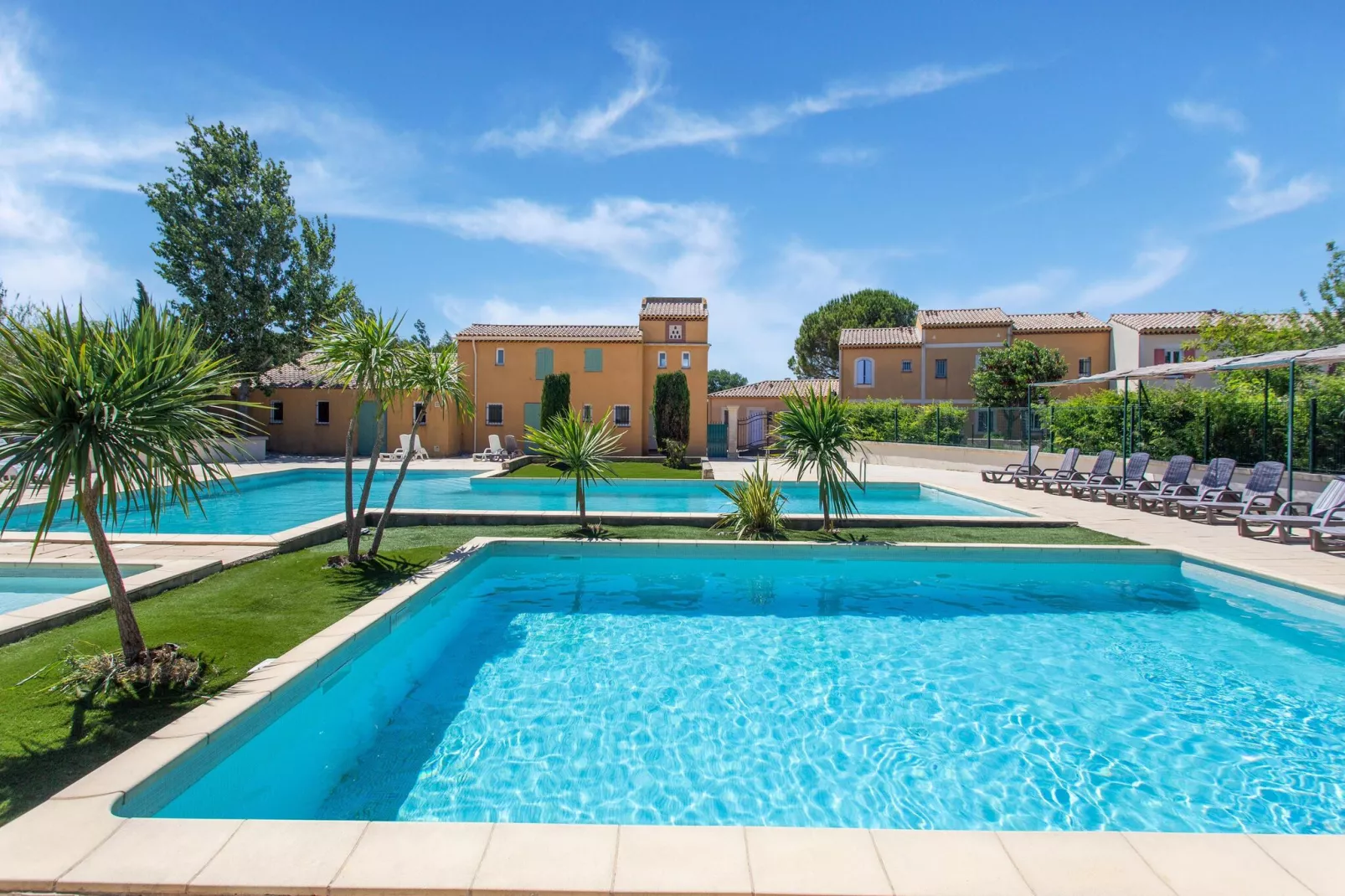 Mazet de Camargue-Pool