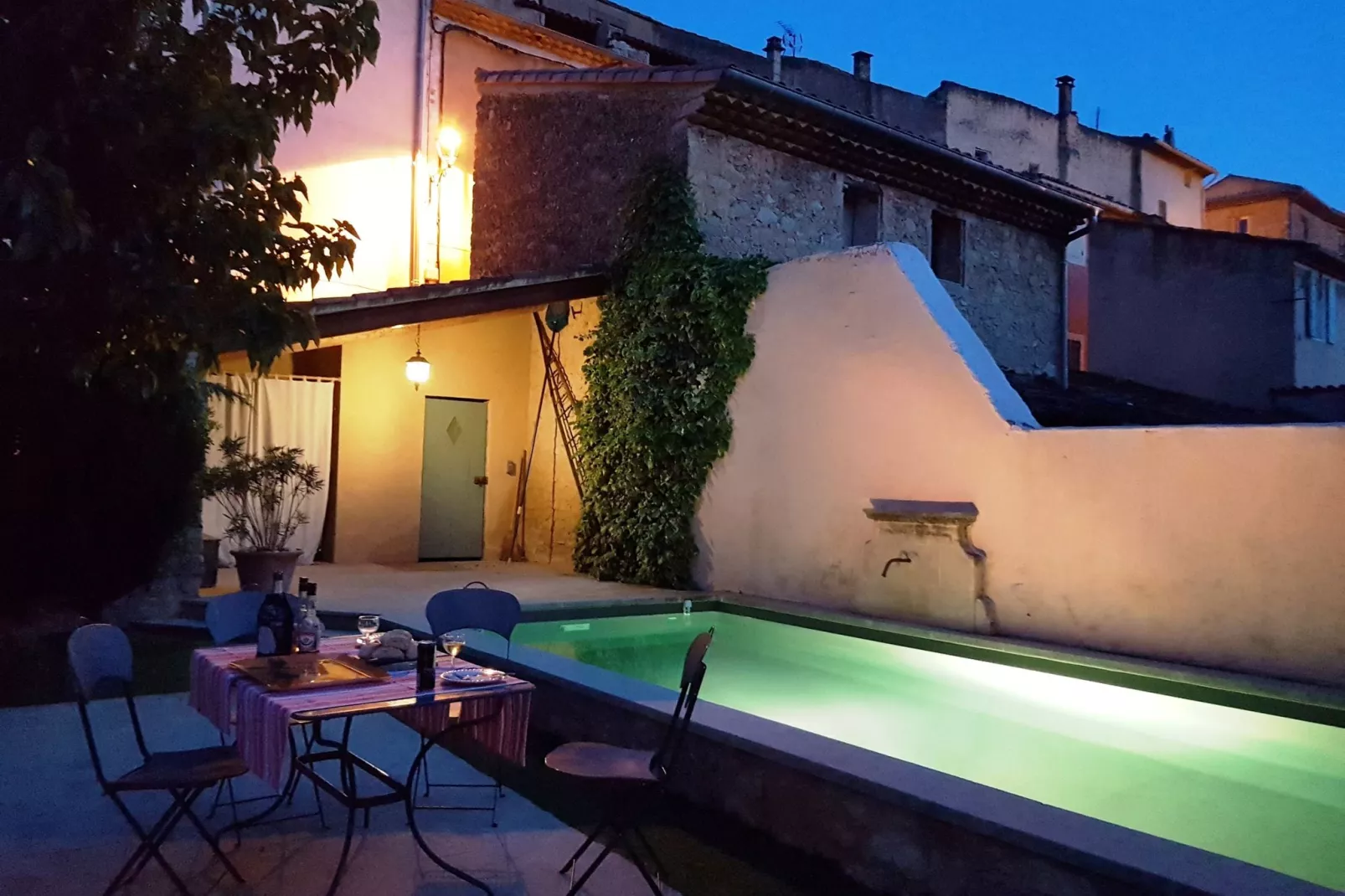 Maison Coste-Pool