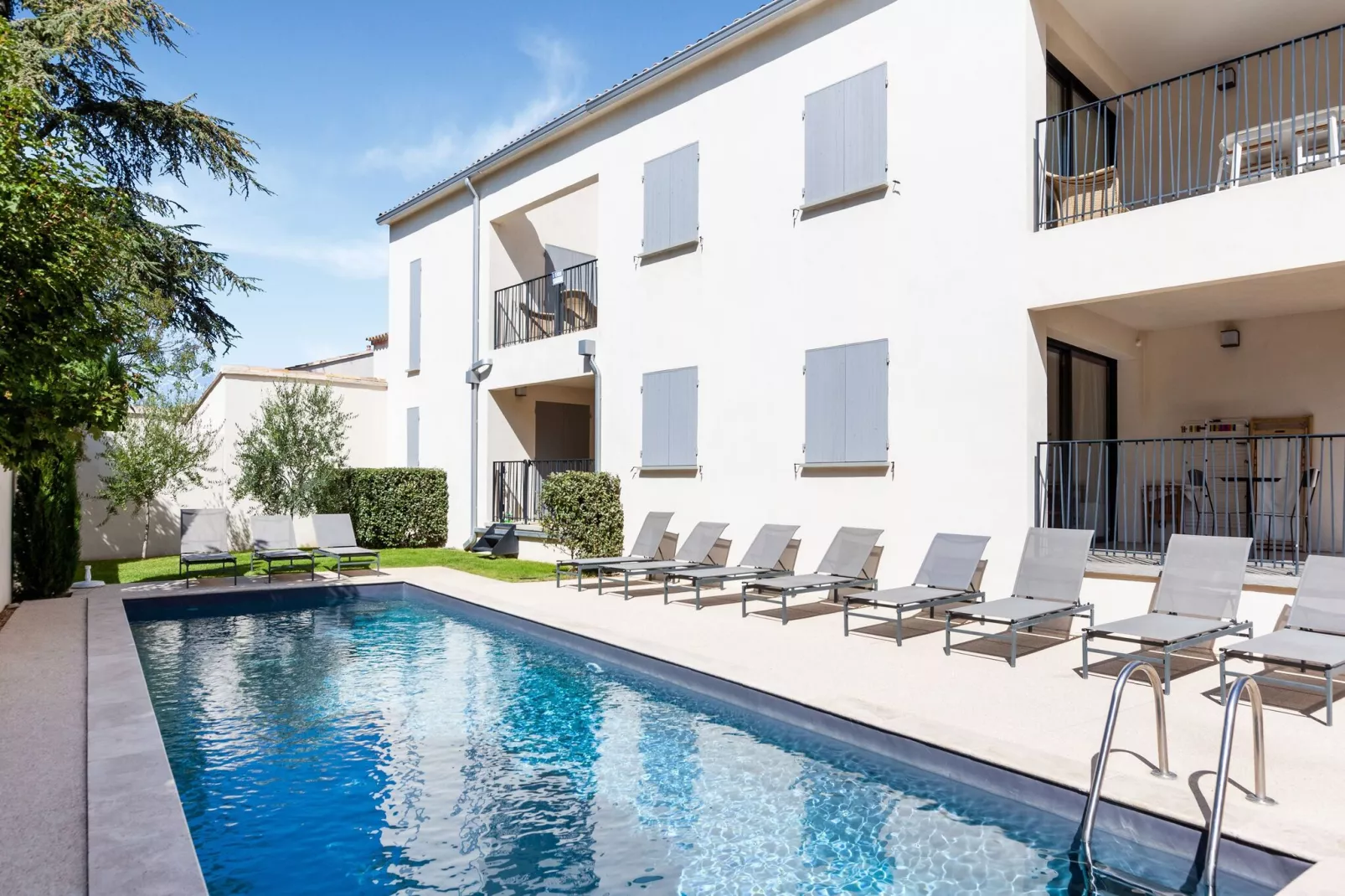 poolofhouse