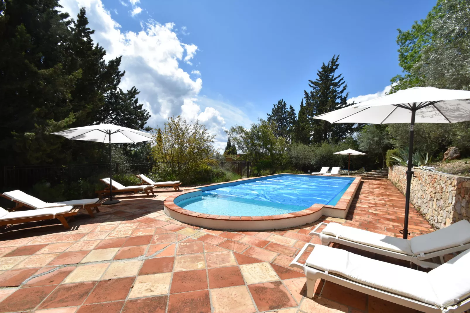 Vieille route de Grasse-Pool