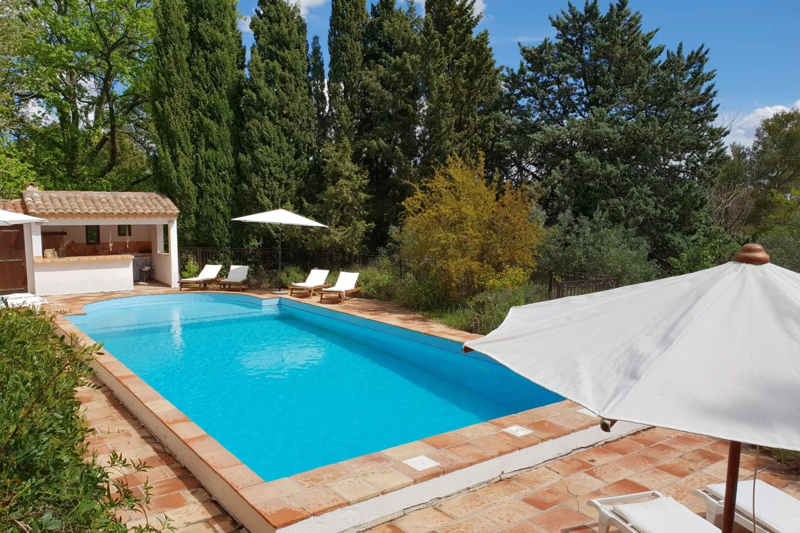 Vieille route de Grasse-Pool