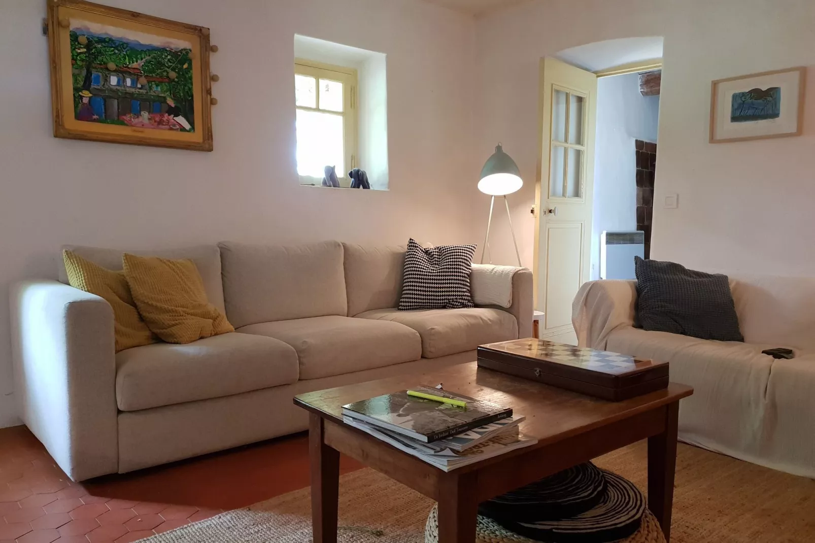 Vieille route de Grasse-Living room