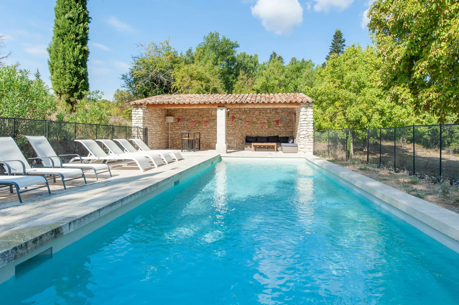 Luberon-Pool