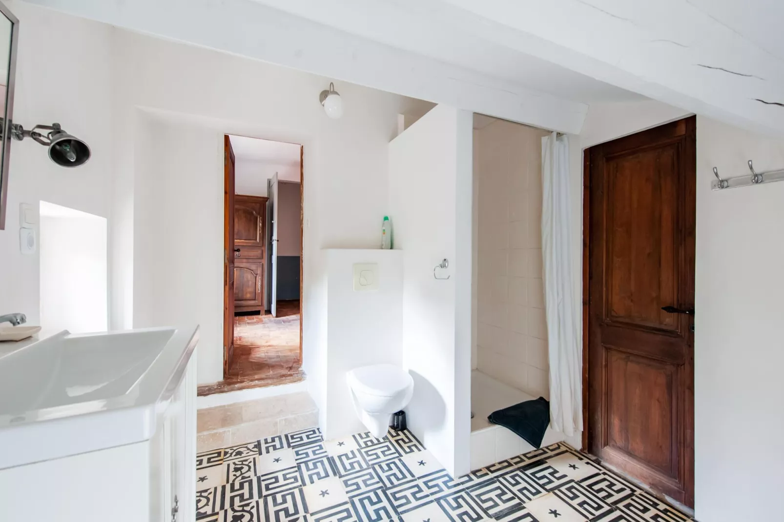 Luberon-Bathroom