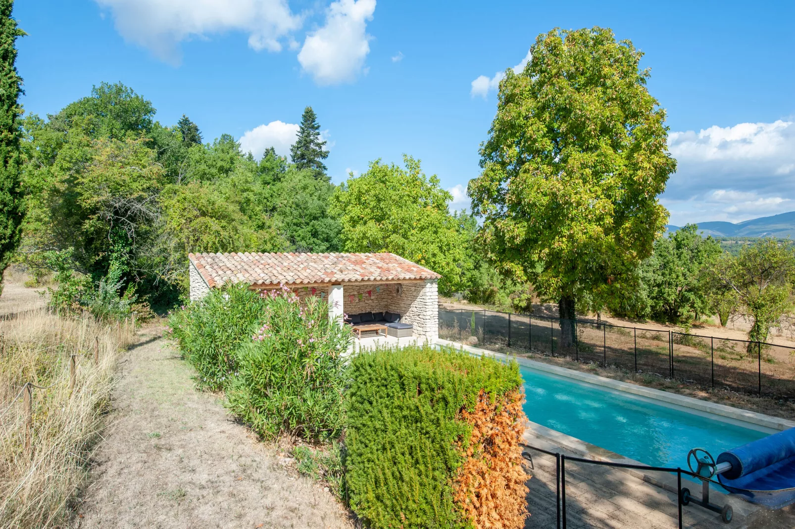 Luberon-View summer