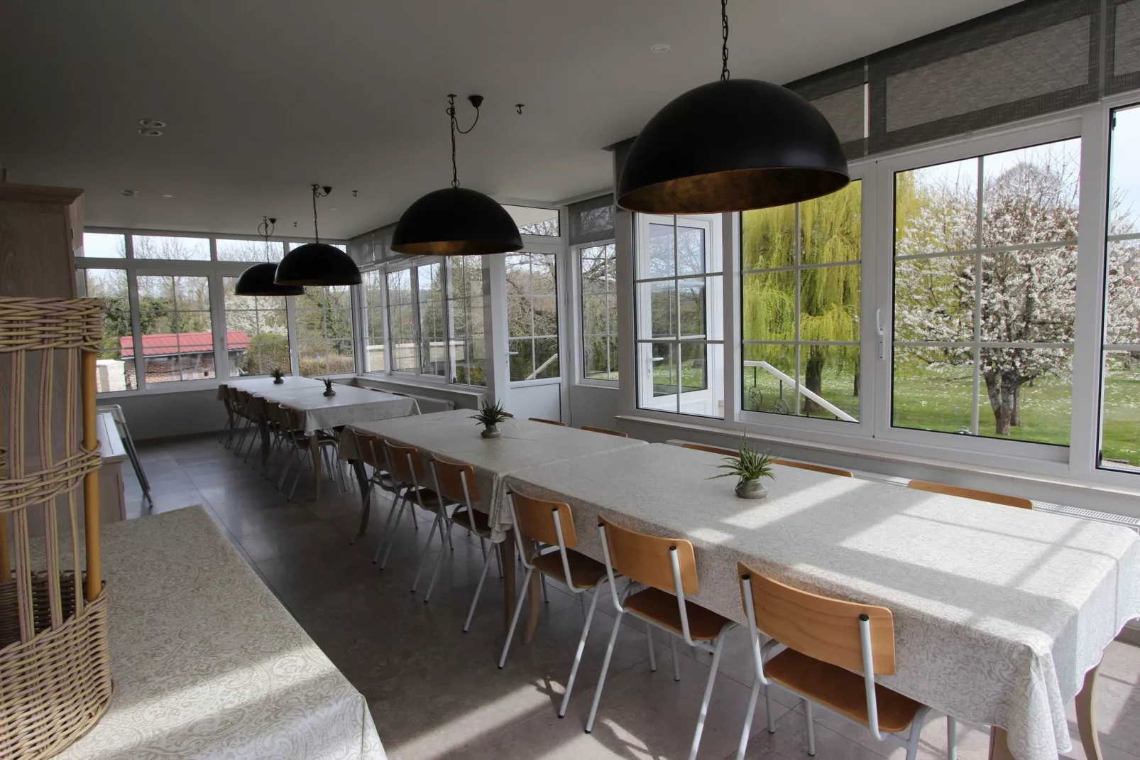 Au petit Château-Dining room