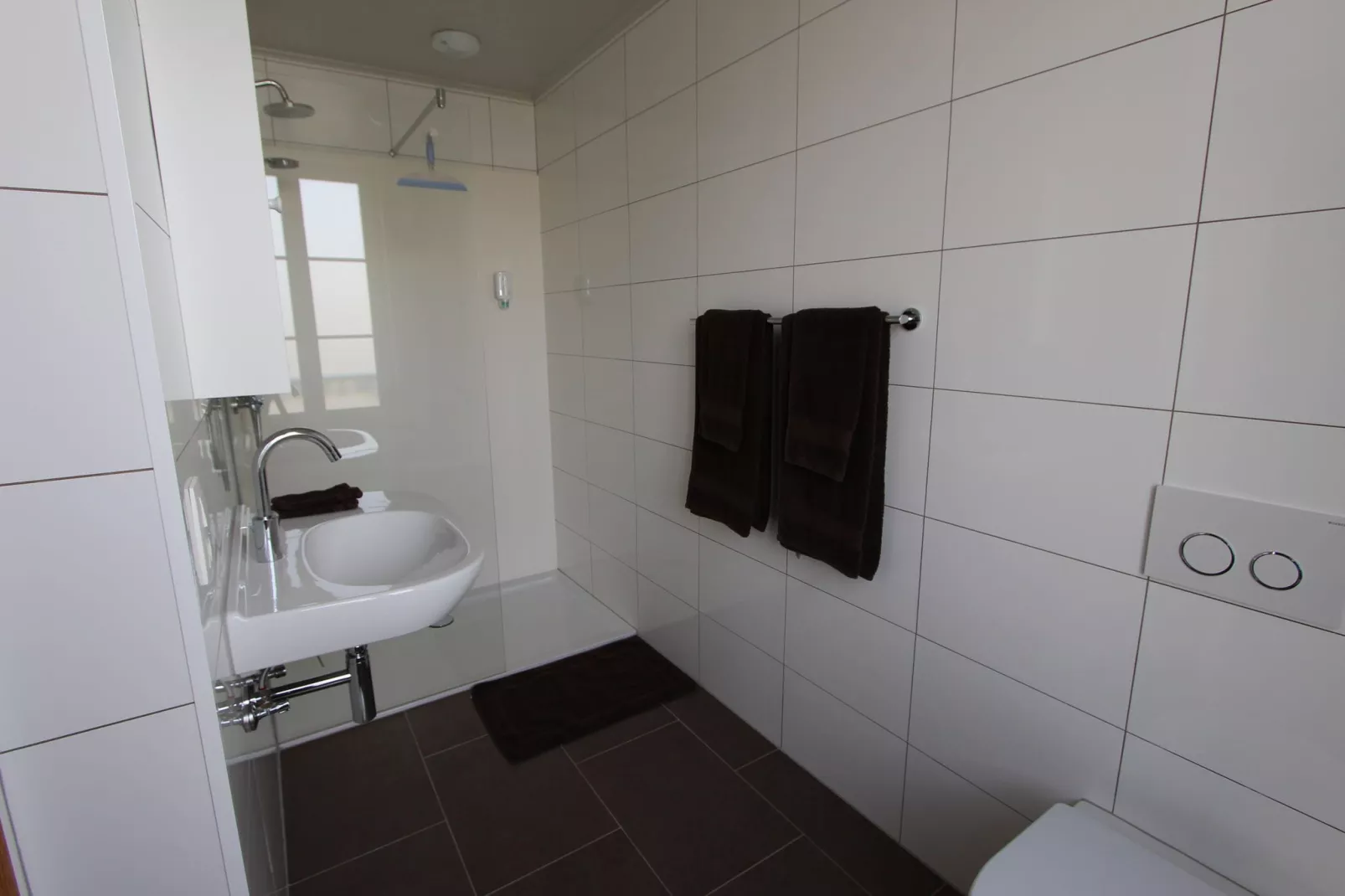 Au petit Château-Bathroom