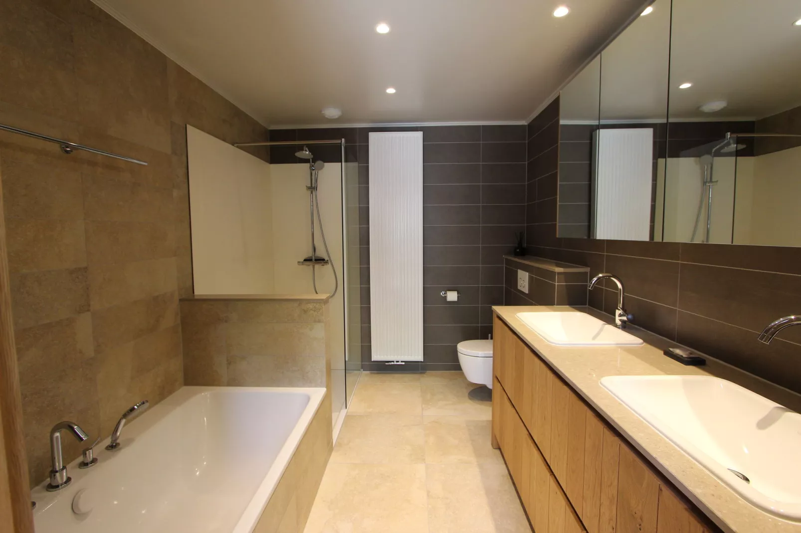 Au petit Château-Bathroom