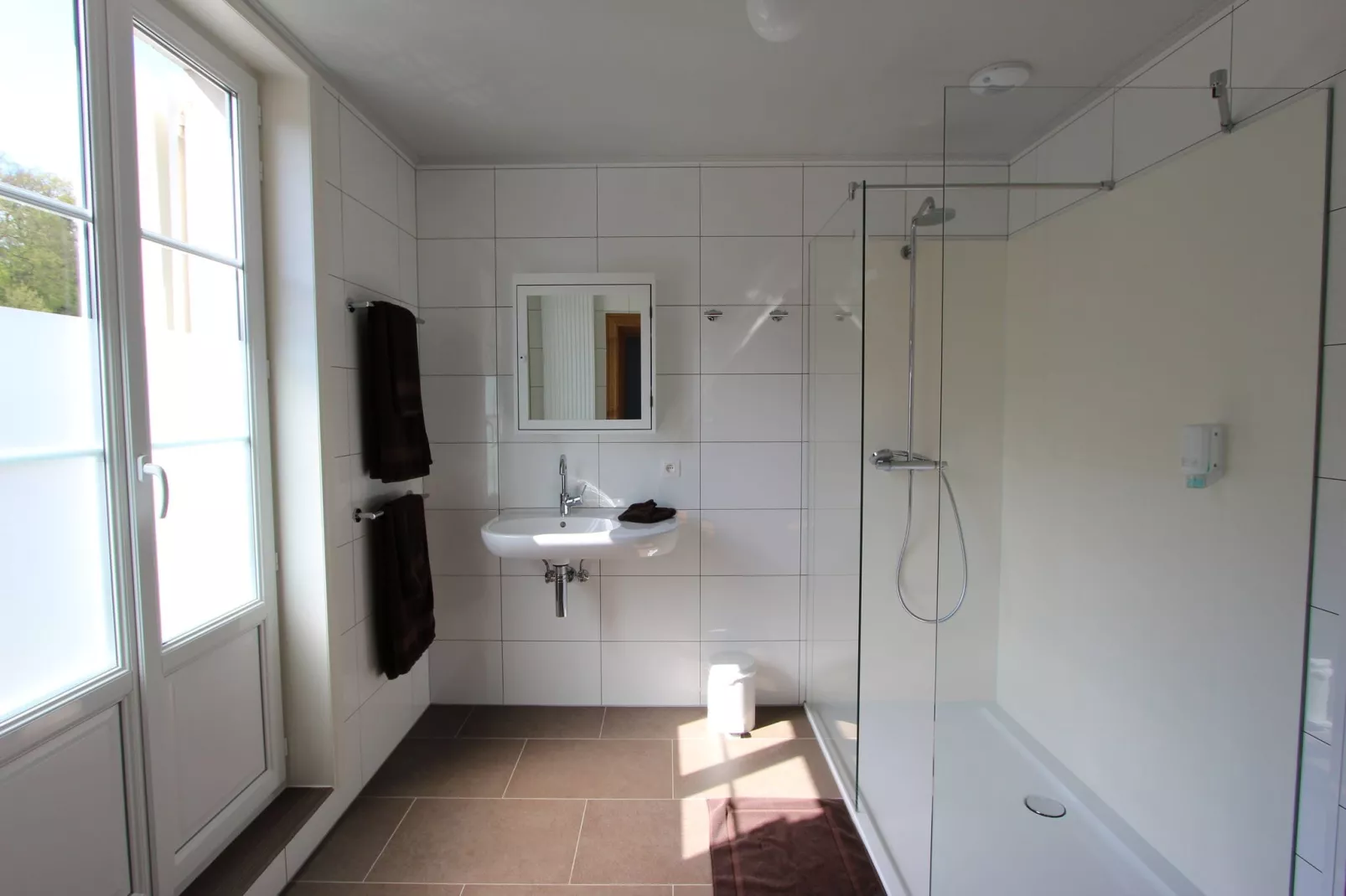 Au petit Château-Bathroom