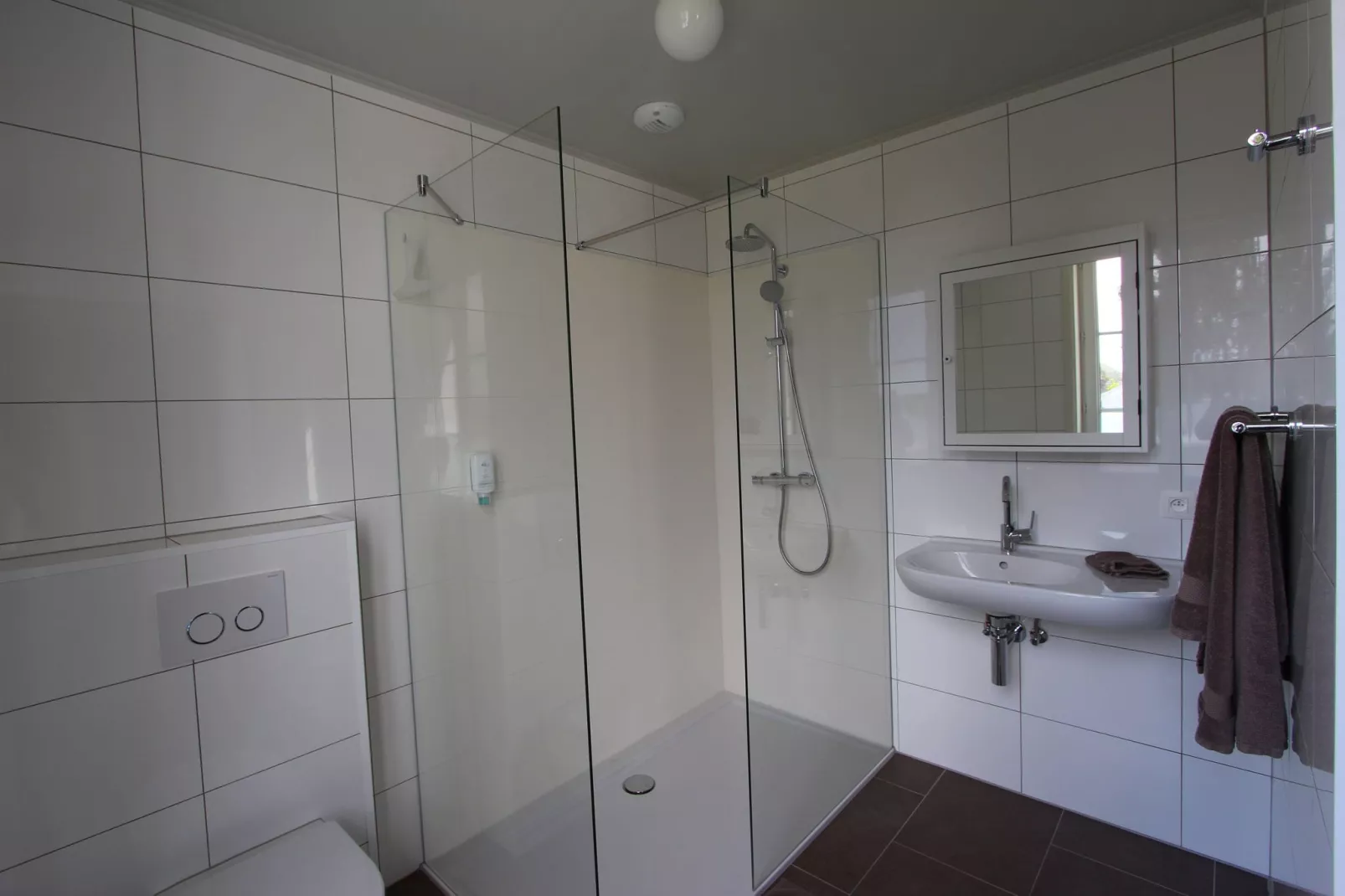 Au petit Château-Bathroom