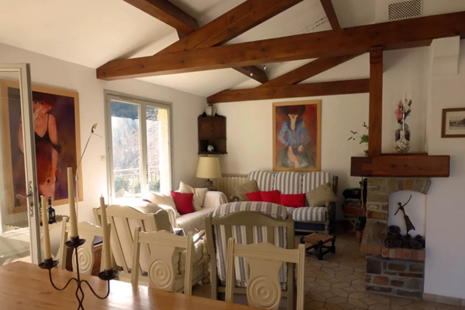 Au bord de L'Orb-Living room