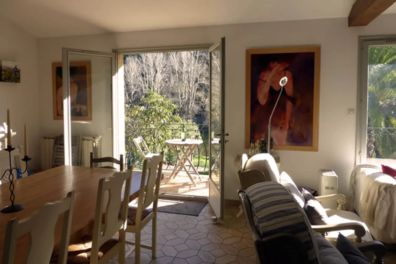 Au bord de L'Orb-Dining room