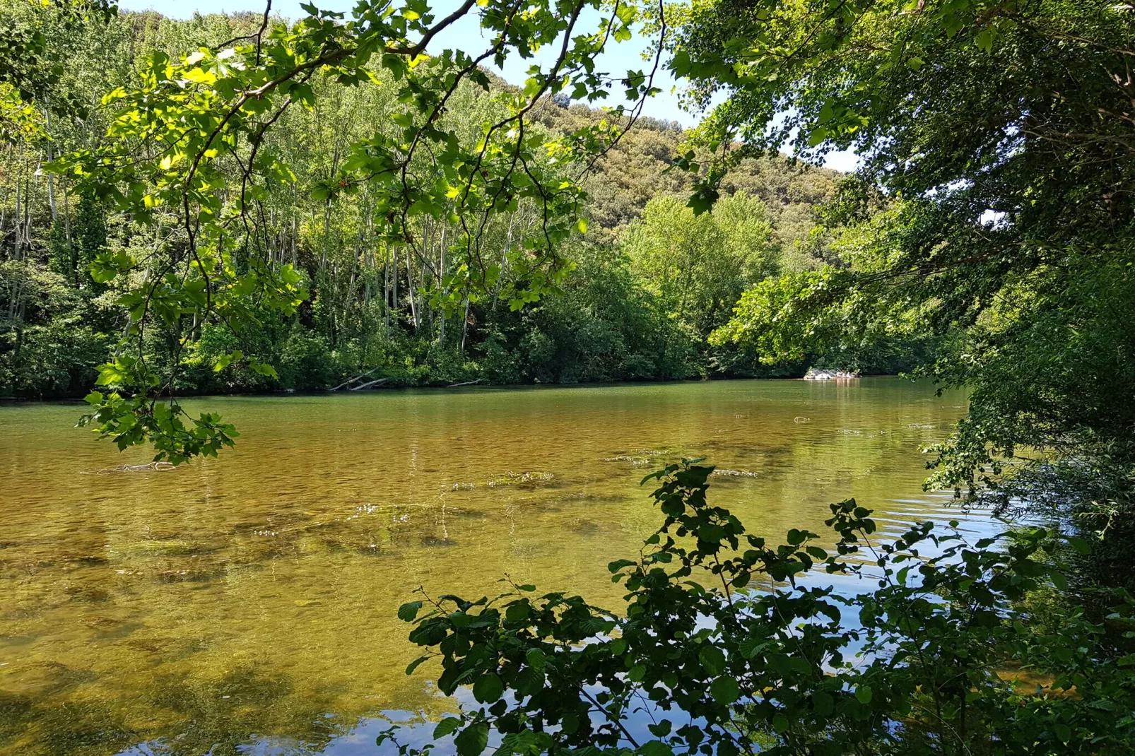Au bord de L'Orb-Areas summer 1km
