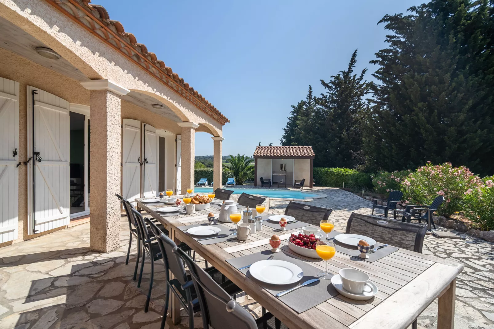 Villa Beau Coupe-Terrace balcony