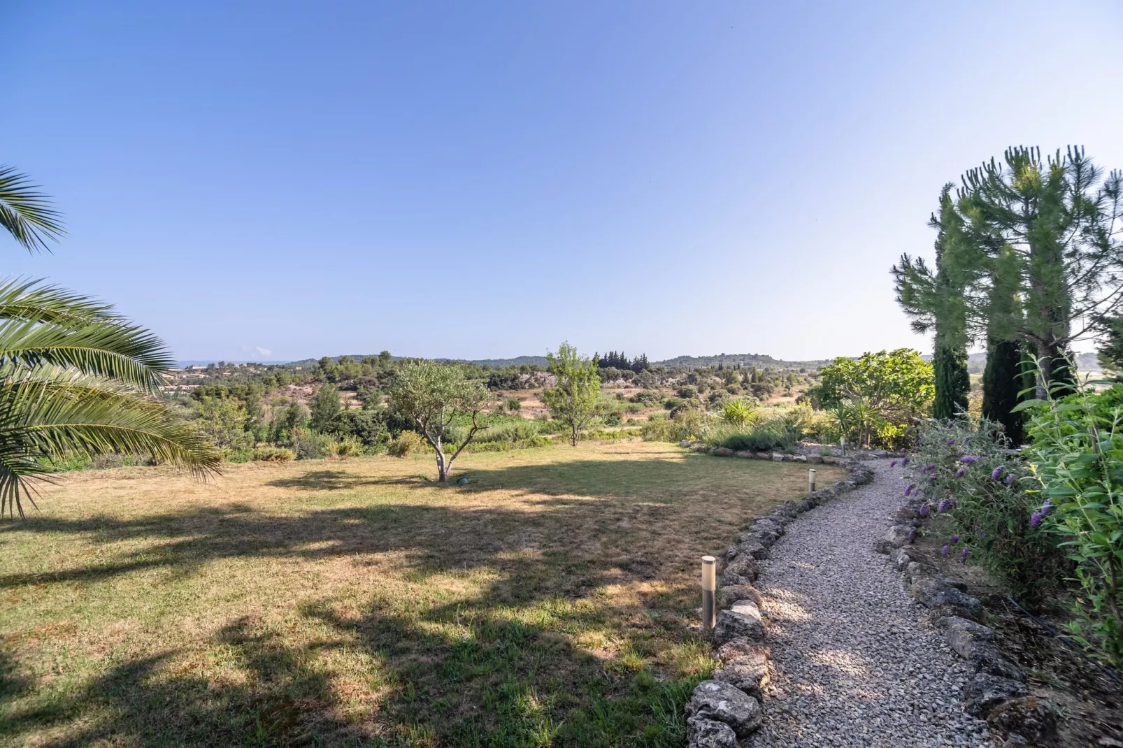 Villa Beau Coupe-Gardens summer
