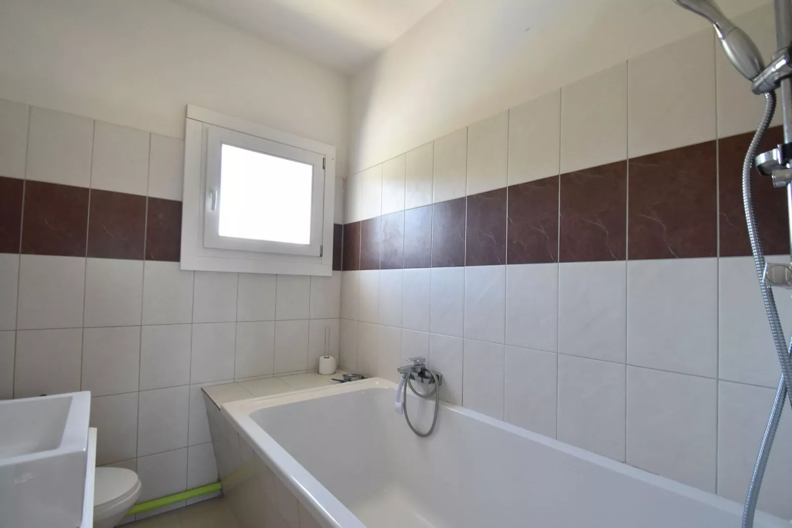 Clos des Oliviers-Bathroom