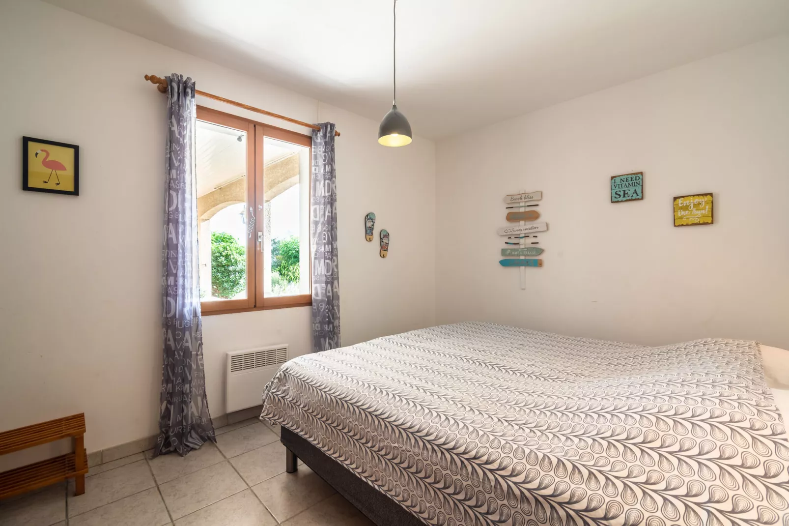 Villa Les Veinards-Bedroom