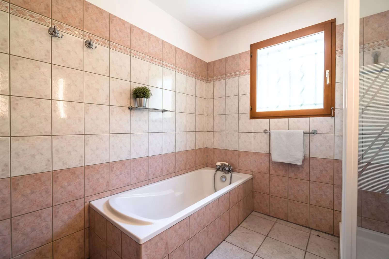 Villa Les Veinards-Bathroom