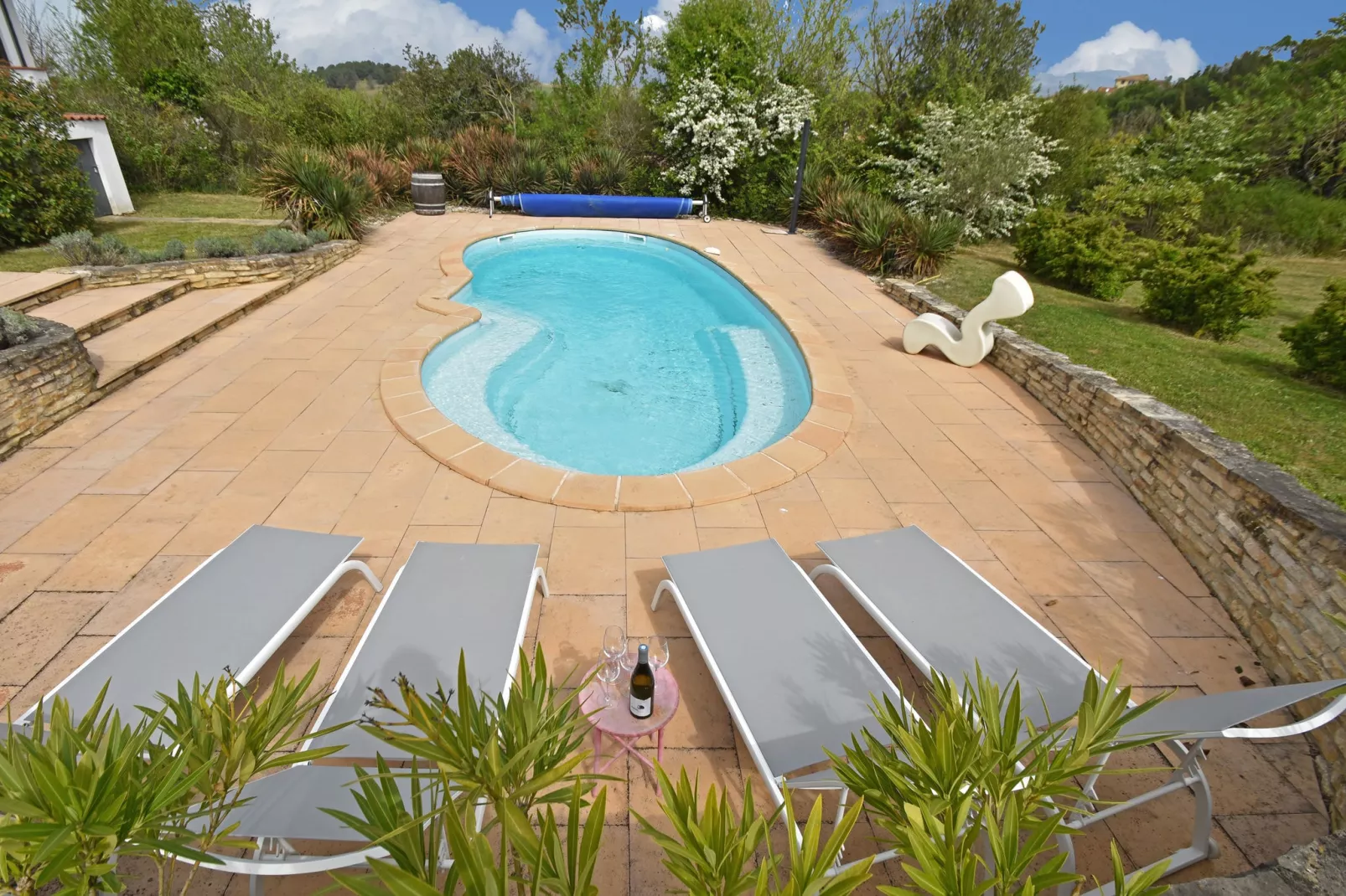 Villa On the Rocks-Pool