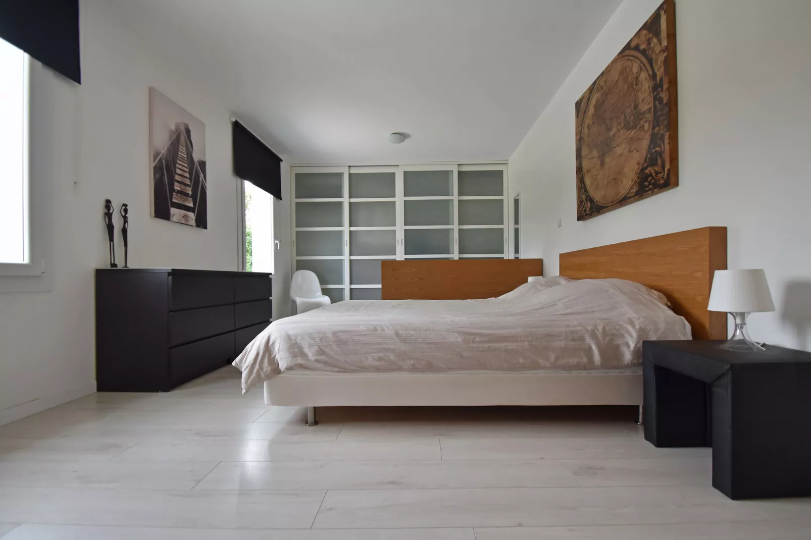 Villa On the Rocks-Bedroom