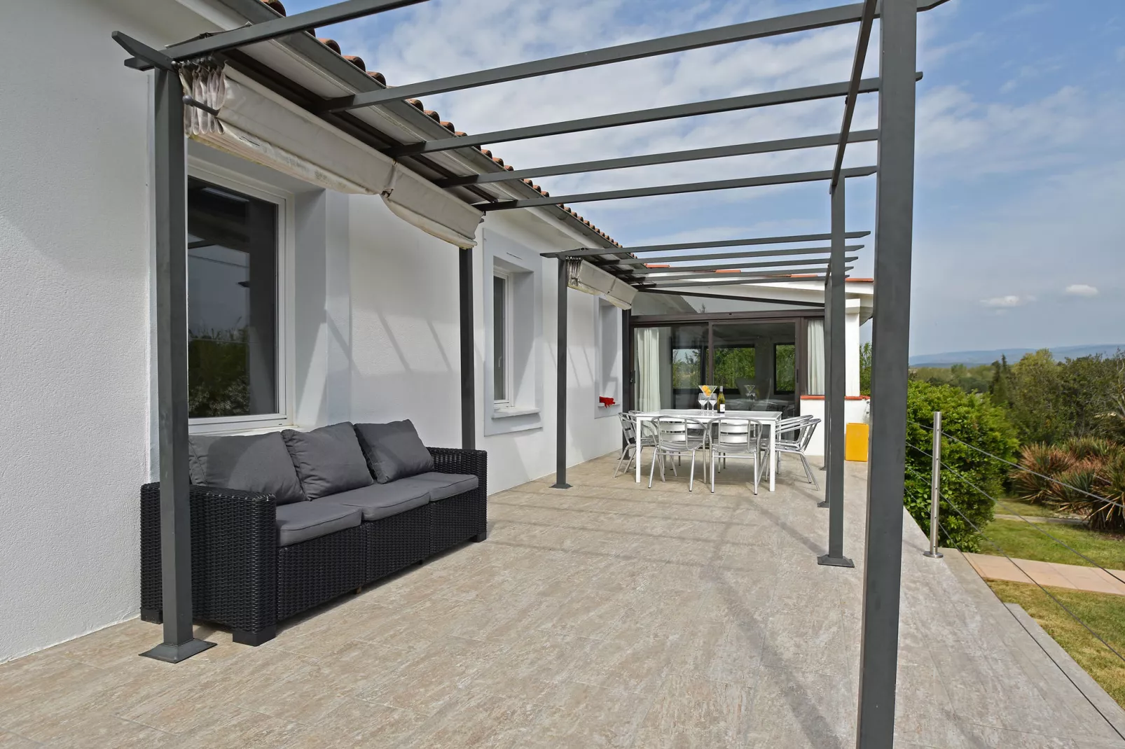 Villa On the Rocks-Terrace balcony