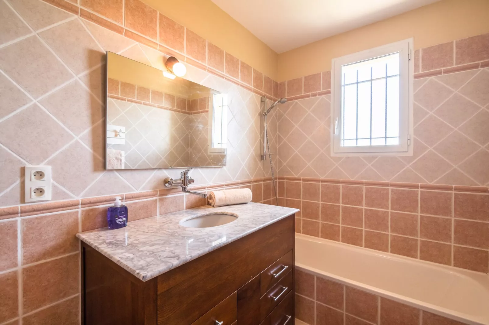 Villa Tranquille-Bathroom