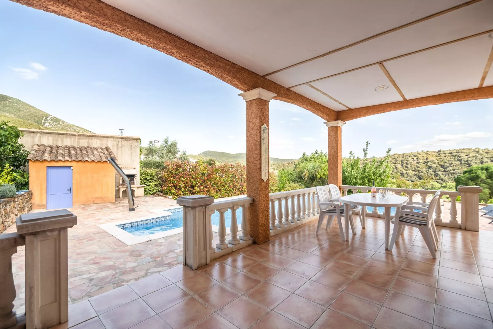 Hélios-Terrace balcony