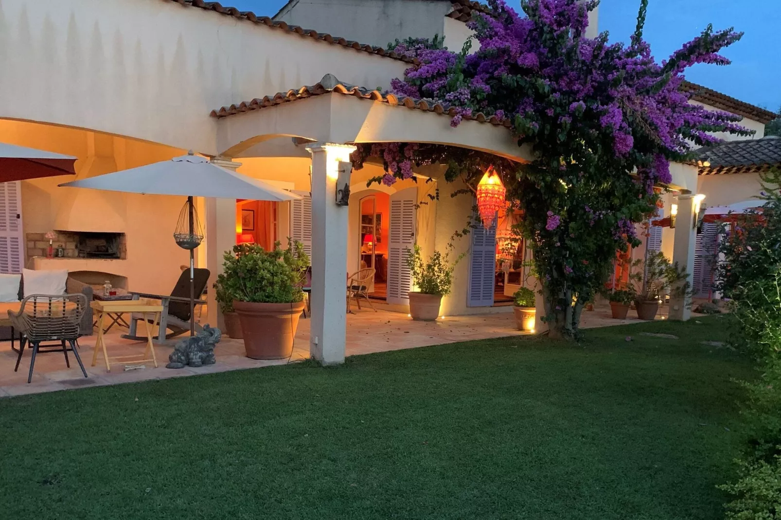 Val d'Azur-Exterior summer